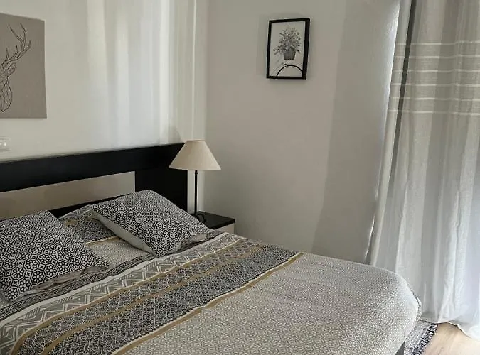 Vue Et Piscine à 5 Min à Pied De Sao Rafael Apartamento *